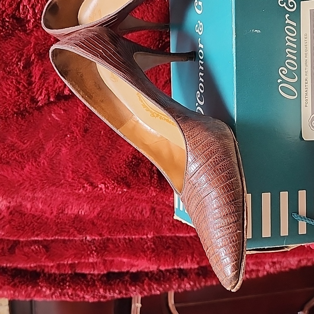 Vintage Alligator Pumps 9A